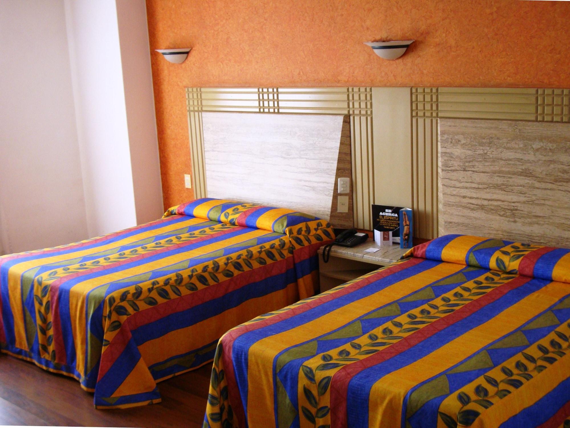 Hotel Cervantes Guadalajara Zewnętrze zdjęcie