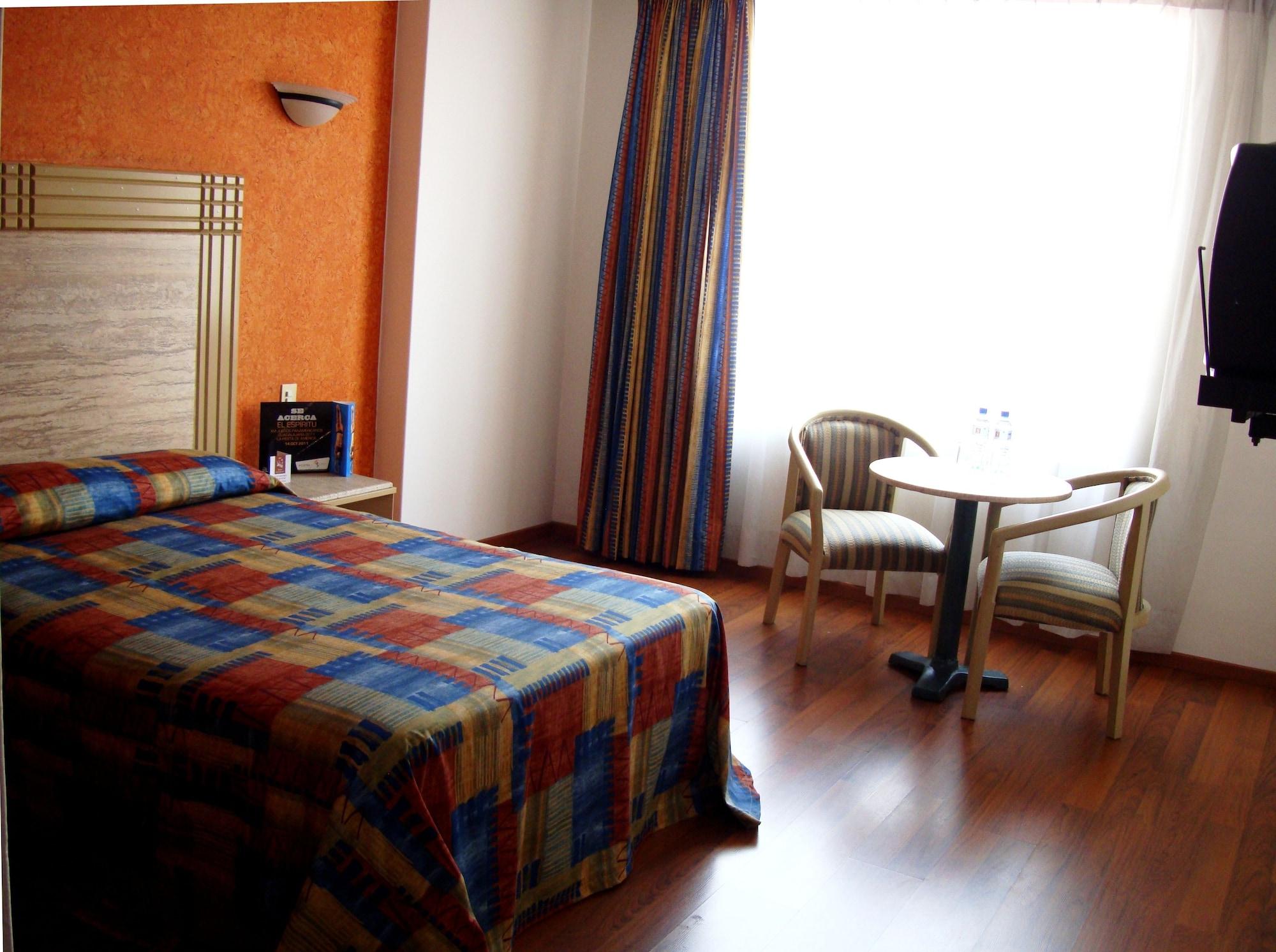 Hotel Cervantes Guadalajara Zewnętrze zdjęcie
